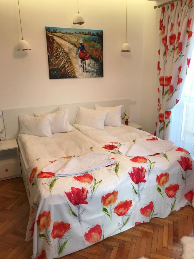 בוקרשט Victoria Luxury Apartment 11 מראה חיצוני תמונה