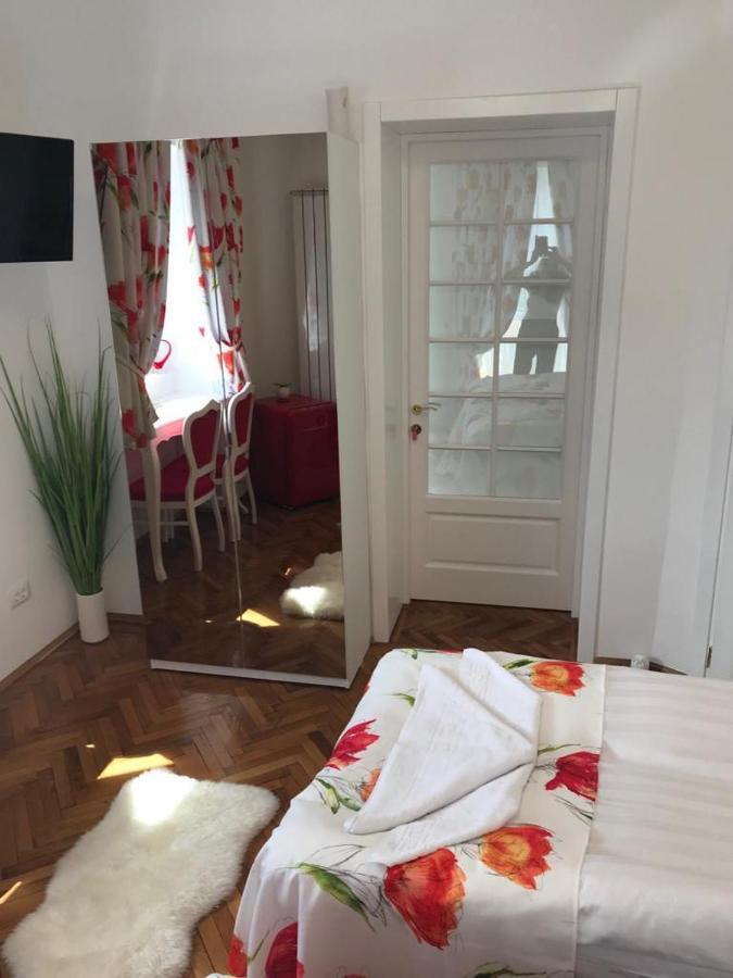 בוקרשט Victoria Luxury Apartment 11 מראה חיצוני תמונה