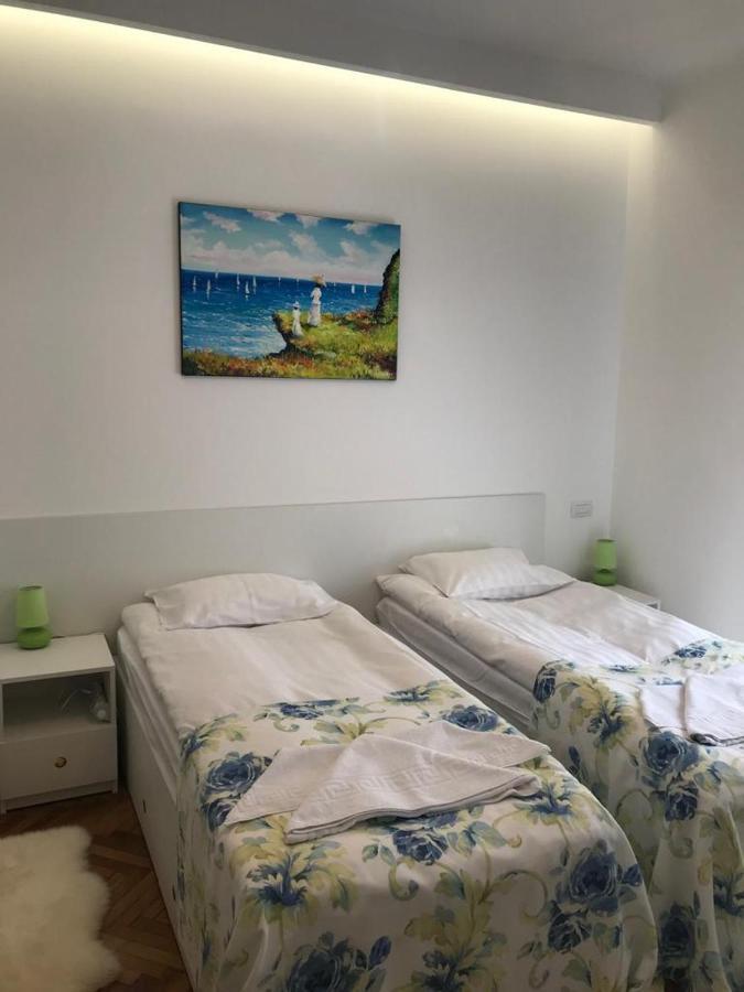 בוקרשט Victoria Luxury Apartment 11 מראה חיצוני תמונה