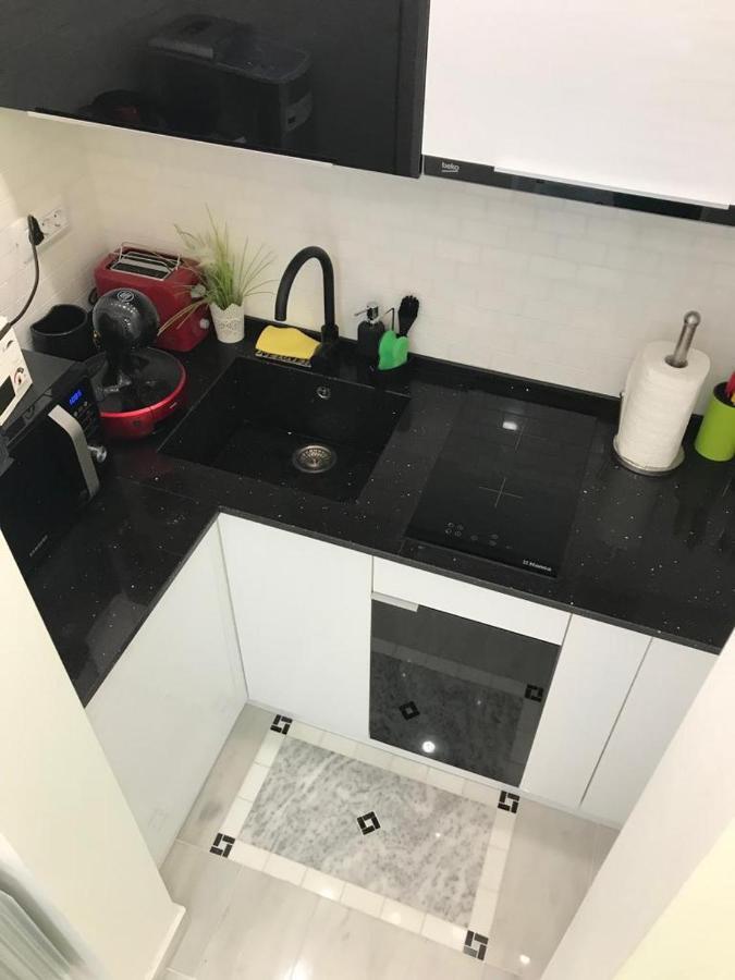 בוקרשט Victoria Luxury Apartment 11 מראה חיצוני תמונה
