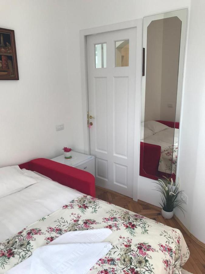 בוקרשט Victoria Luxury Apartment 11 מראה חיצוני תמונה